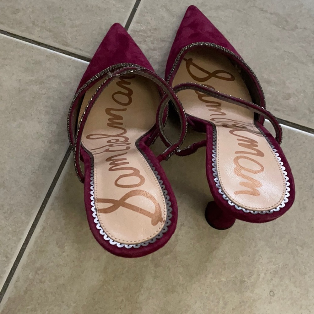 Beautiful heels!